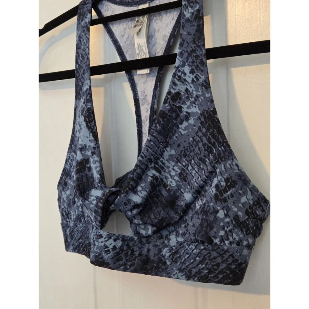 Victoria's Secret PINK Ultimate Twist Front Sports Bra Blue Snake - Size M
